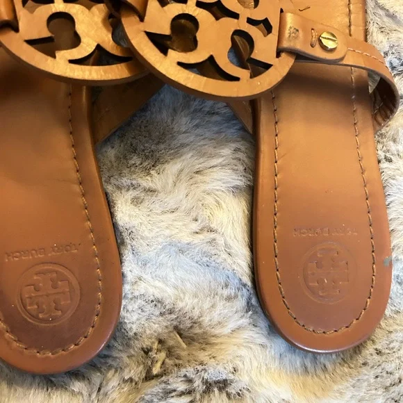 Tory Burch sandals - Picture 2 of 6